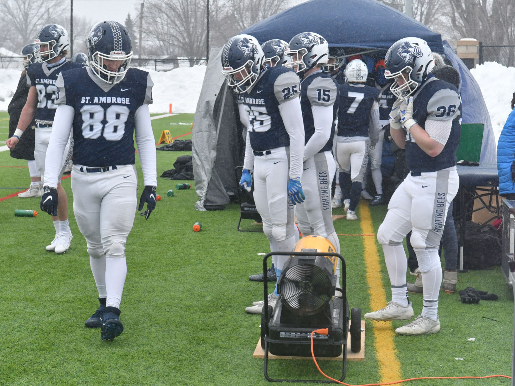 022121-qc-spt-ambrose football-272
